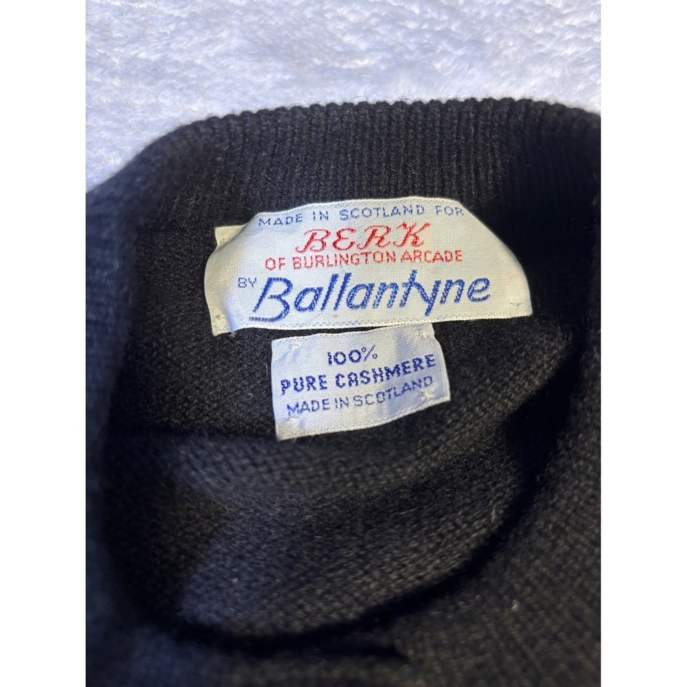 Ballantyne Sweater Vintage Womens Black Crew Neck Long Sleeve Gold Buttons - Picture 4 of 8